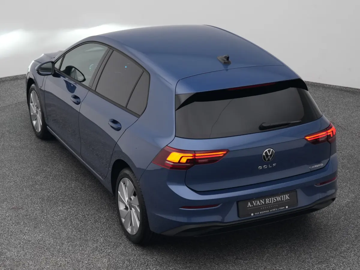 1.5 eHybrid Life Edition | CAMERA | ADAPTIVE | STOEL- EN STUURVERW.