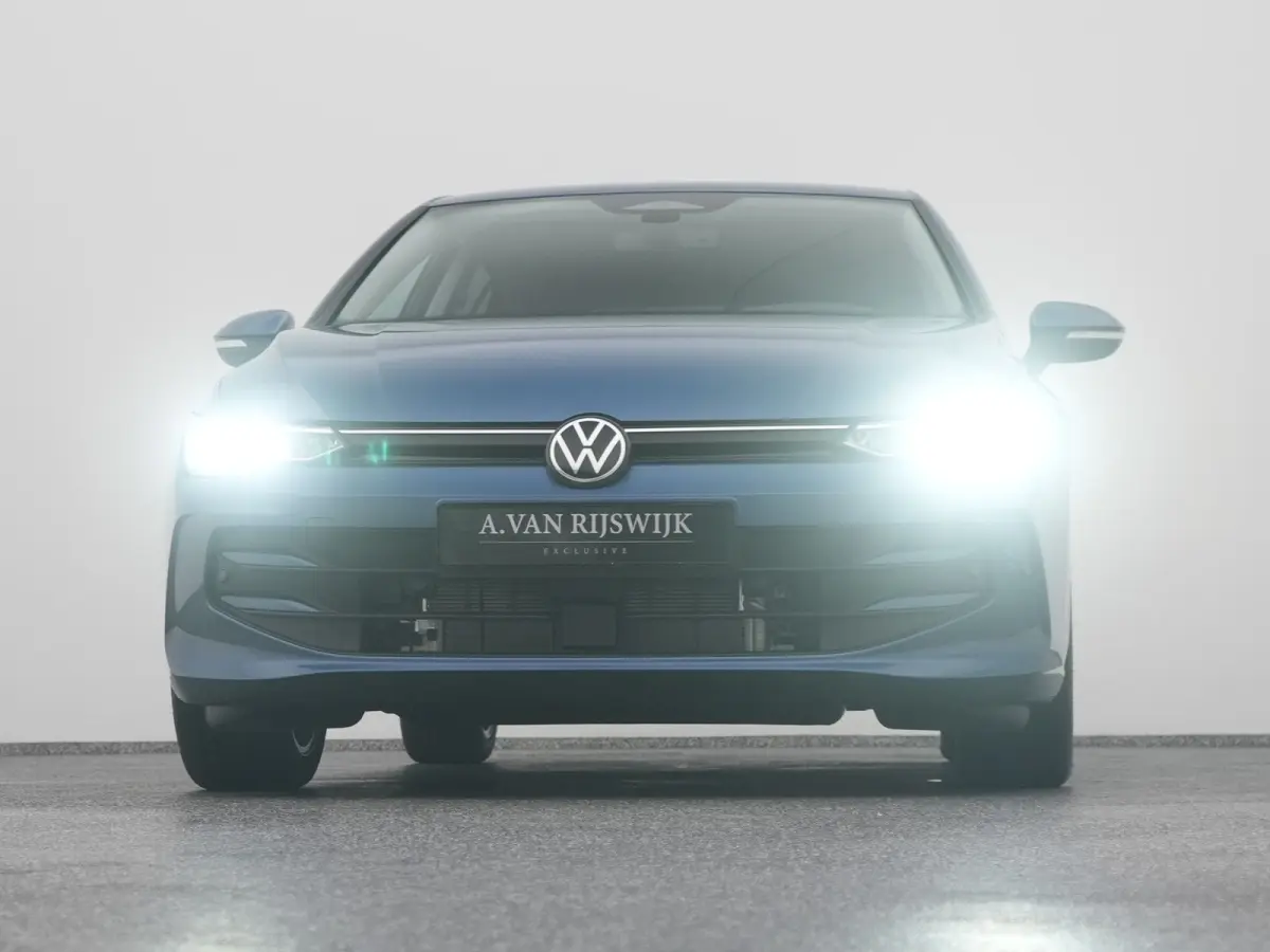 1.5 eHybrid Life Edition | CAMERA | ADAPTIVE | STOEL- EN STUURVERW.