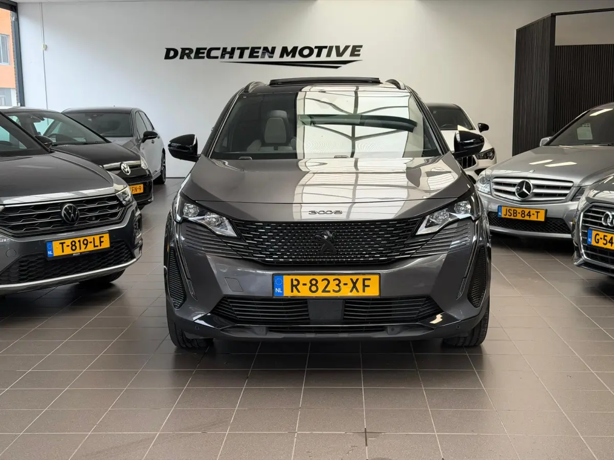 1.6 HYbrid 225 GT / pano / camera /