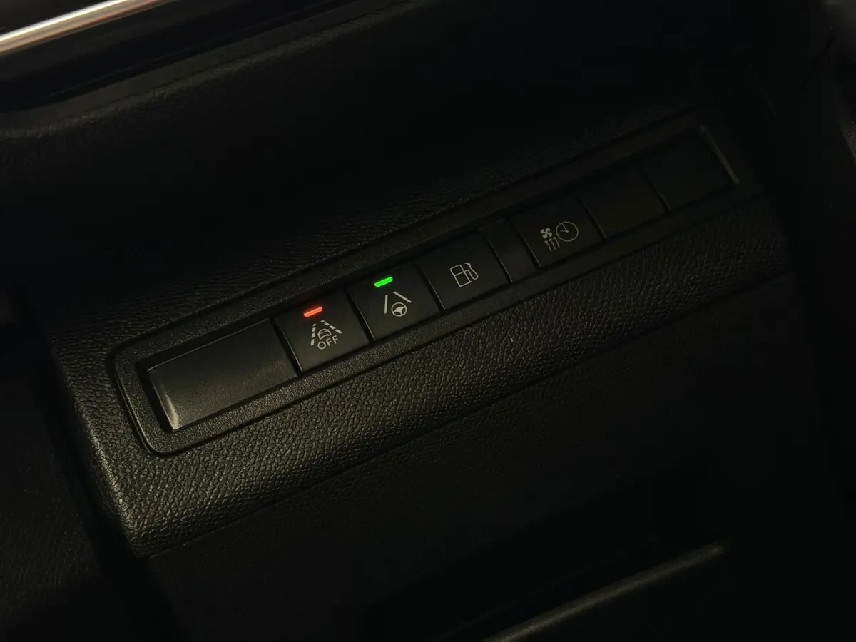 1.6 HYbrid 225 GT / pano / camera /