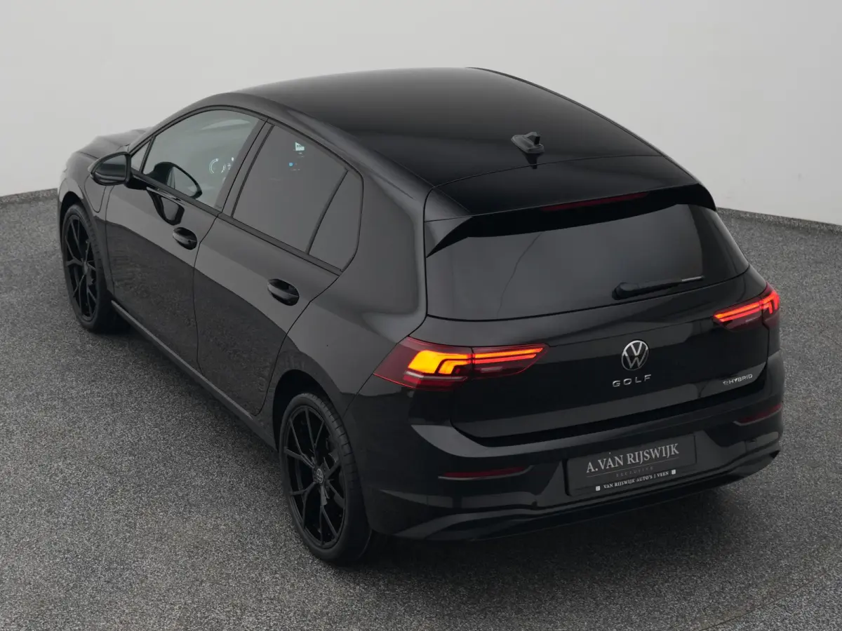 1.5 eHybrid Life Edition | CAMERA | ADAPTIVE | STOEL- EN STUURVERW.