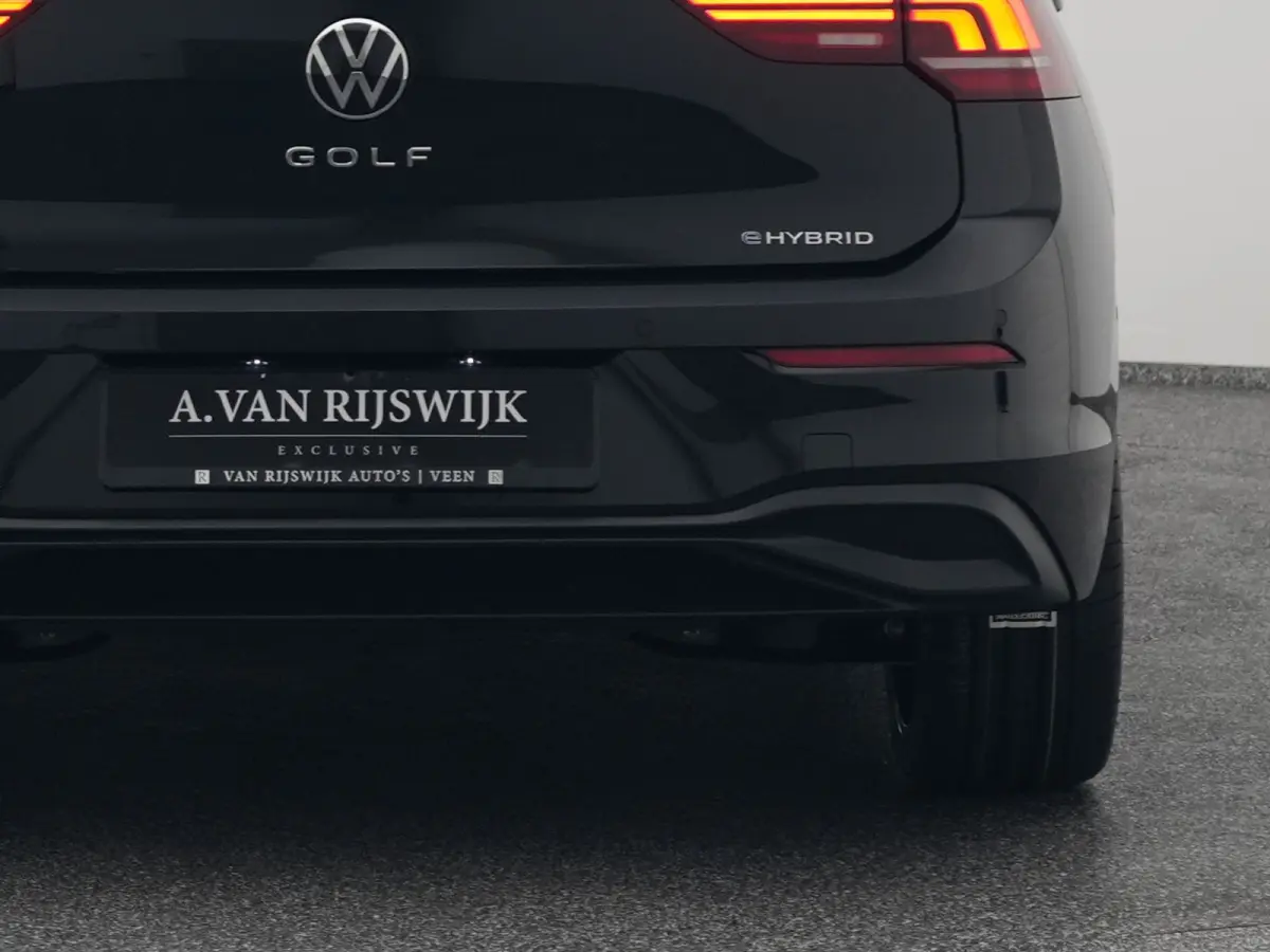 1.5 eHybrid Life Edition | CAMERA | ADAPTIVE | STOEL- EN STUURVERW.