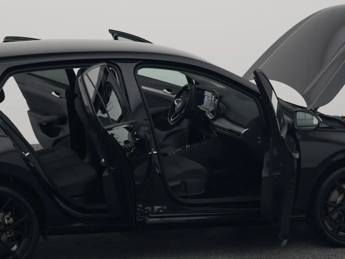 1.5 eHybrid Life Edition | CAMERA | ADAPTIVE | STOEL- EN STUURVERW.