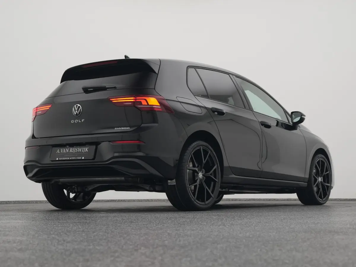 1.5 eHybrid Life Edition | CAMERA | ADAPTIVE | STOEL- EN STUURVERW.