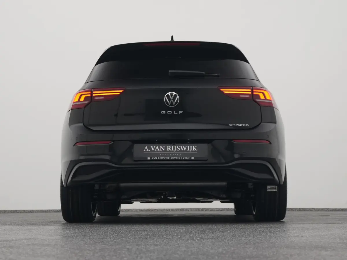 1.5 eHybrid Life Edition | CAMERA | ADAPTIVE | STOEL- EN STUURVERW.