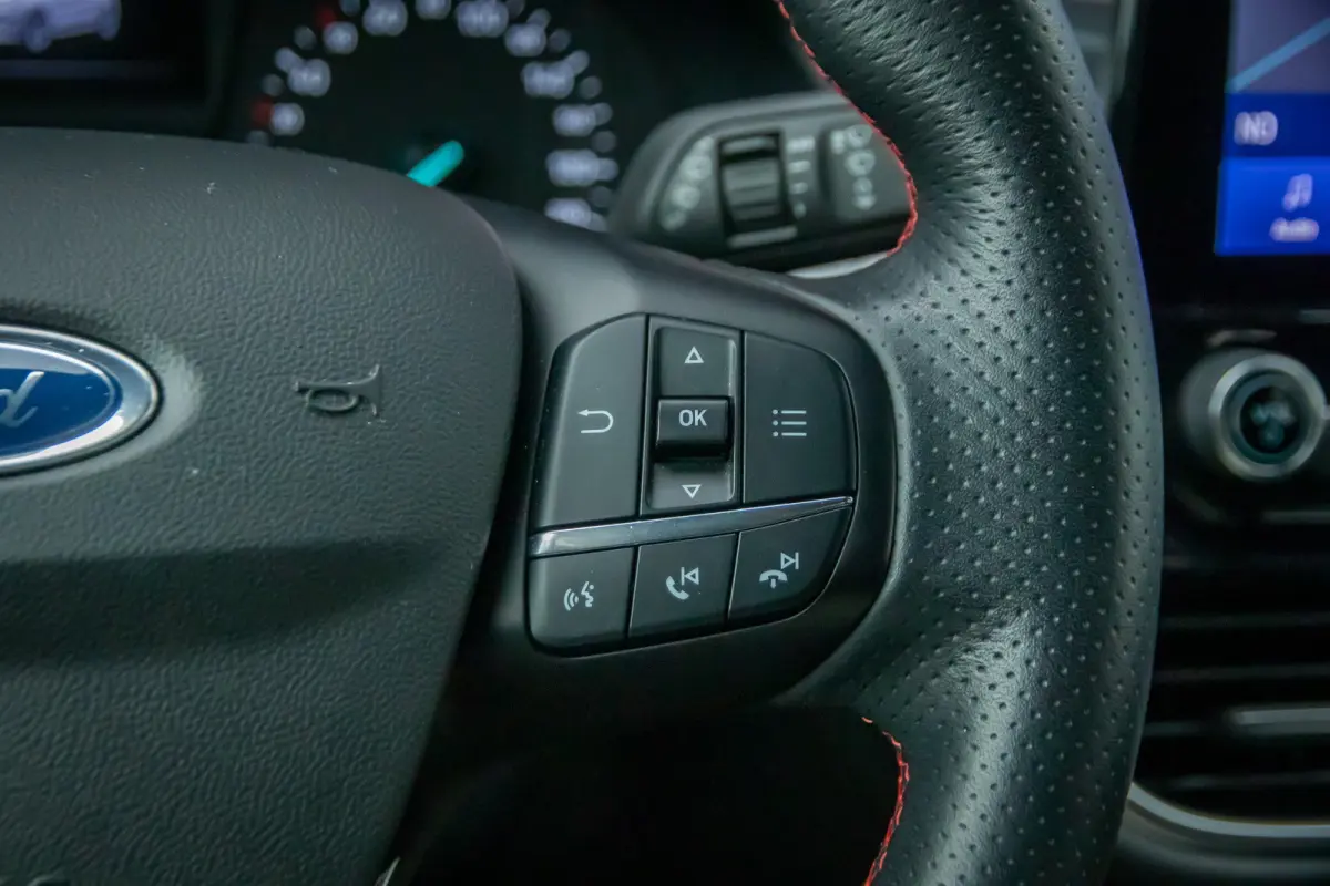 1.0 EcoBoost ST-Line | Cruise Control | Apple Carplay/Android Auto | Parkeersensoren achter | | Apple Carplay/Android Auto|telefoonintegratie premium | Cruise control | Keyless start
