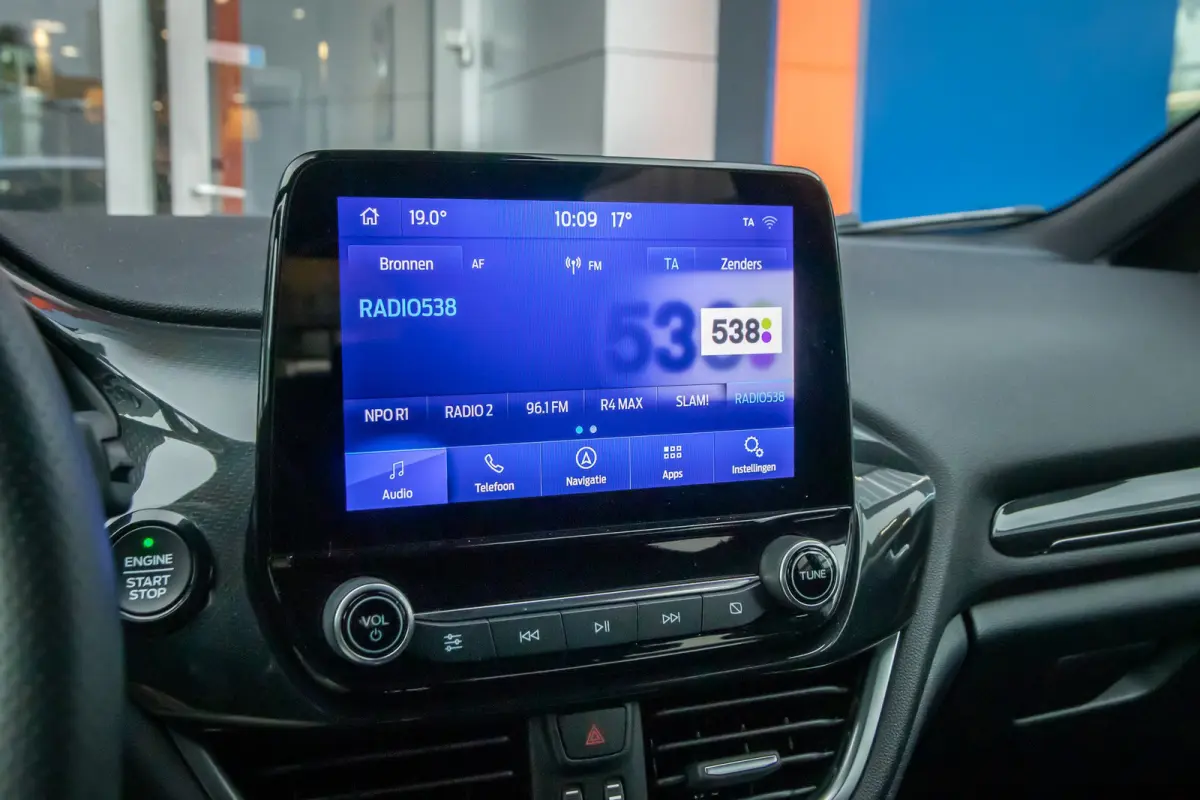 1.0 EcoBoost ST-Line | Cruise Control | Apple Carplay/Android Auto | Parkeersensoren achter | | Apple Carplay/Android Auto|telefoonintegratie premium | Cruise control | Keyless start
