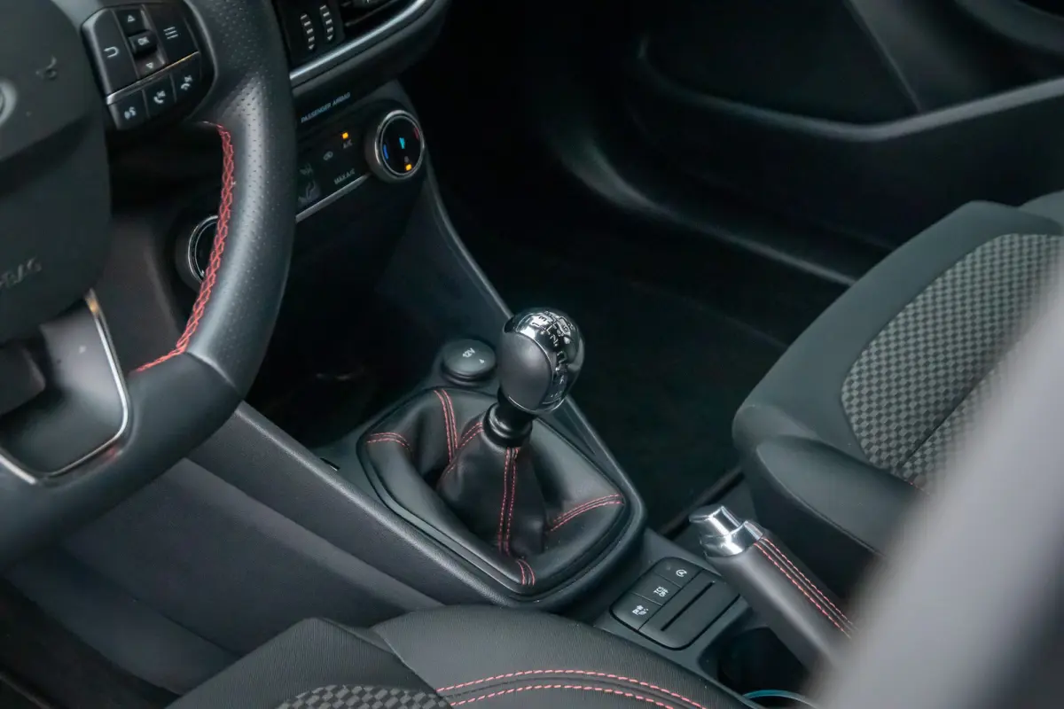 1.0 EcoBoost ST-Line | Cruise Control | Apple Carplay/Android Auto | Parkeersensoren achter | | Apple Carplay/Android Auto|telefoonintegratie premium | Cruise control | Keyless start