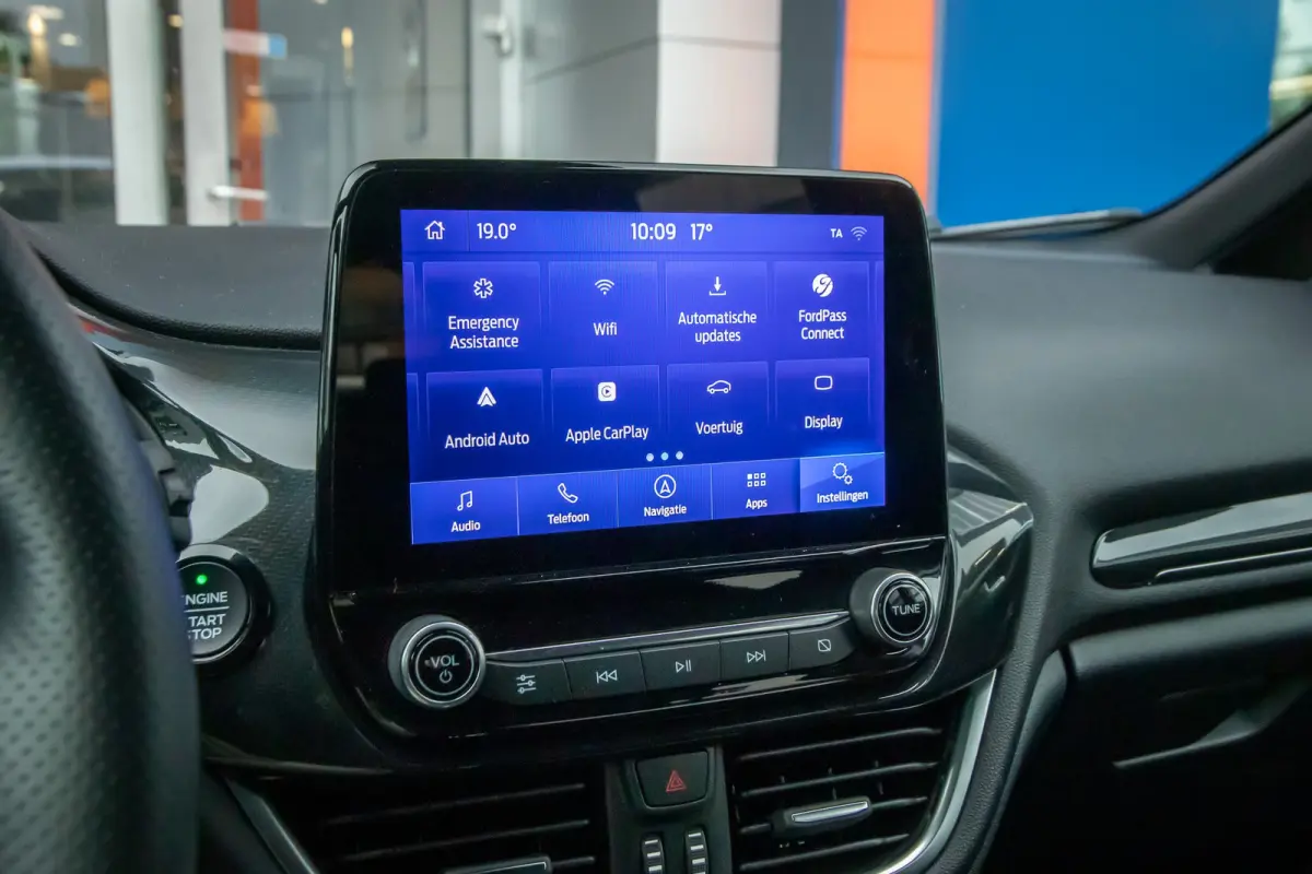 1.0 EcoBoost ST-Line | Cruise Control | Apple Carplay/Android Auto | Parkeersensoren achter | | Apple Carplay/Android Auto|telefoonintegratie premium | Cruise control | Keyless start