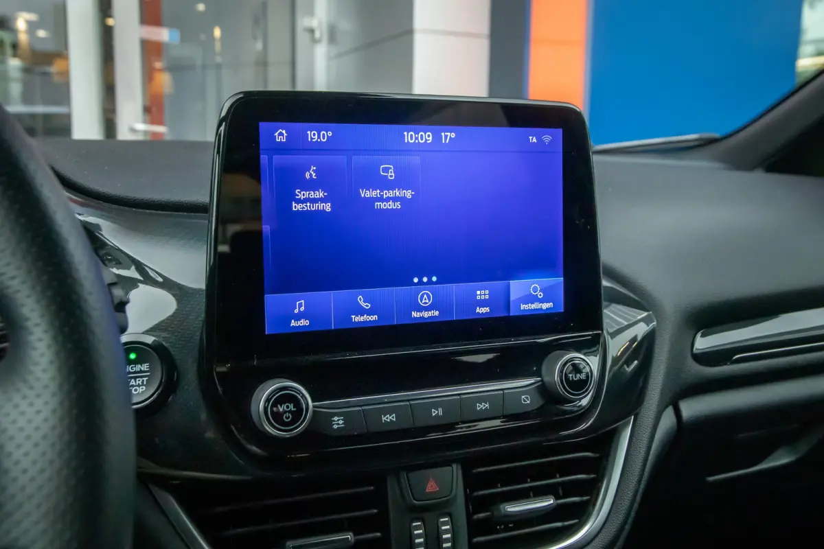 1.0 EcoBoost ST-Line | Cruise Control | Apple Carplay/Android Auto | Parkeersensoren achter | | Apple Carplay/Android Auto|telefoonintegratie premium | Cruise control | Keyless start