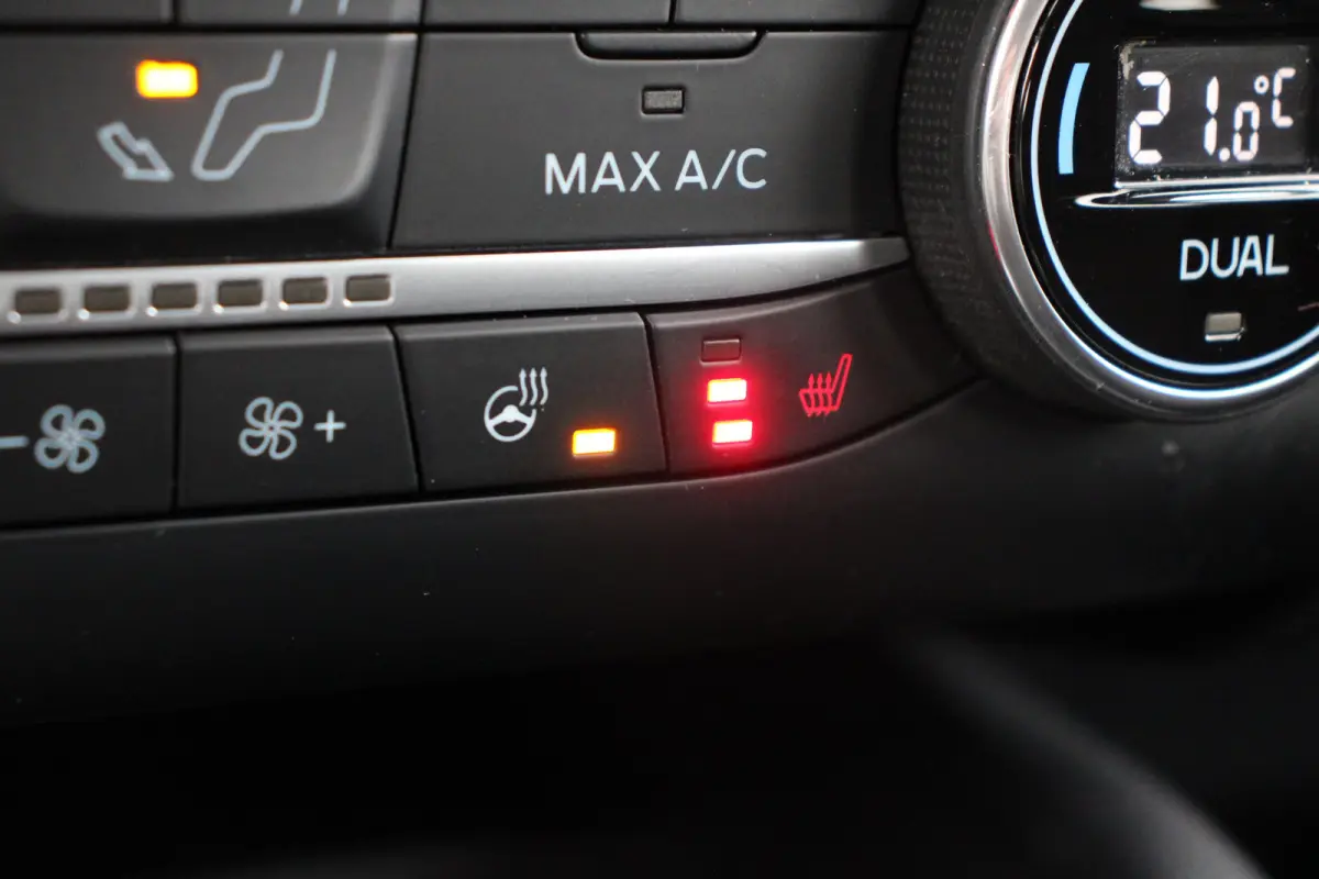 2.5 PHEV Titanium | NL-AUTO! | 1E EIGENAAR! | CAMERA | WINTERPACK | CRUISE | LANE ASSIST | PARK SENS V+A | NAVI | CLIMA