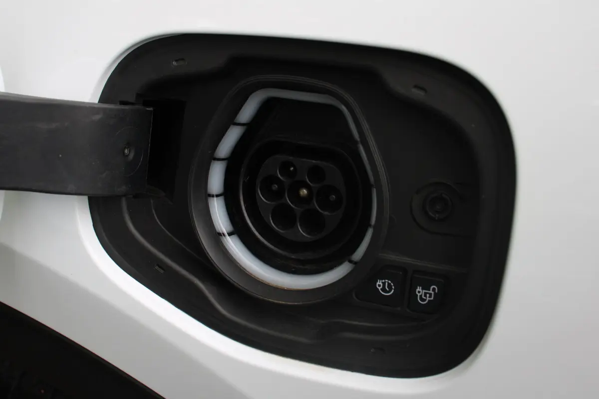 2.5 PHEV Titanium | NL-AUTO! | 1E EIGENAAR! | CAMERA | WINTERPACK | CRUISE | LANE ASSIST | PARK SENS V+A | NAVI | CLIMA