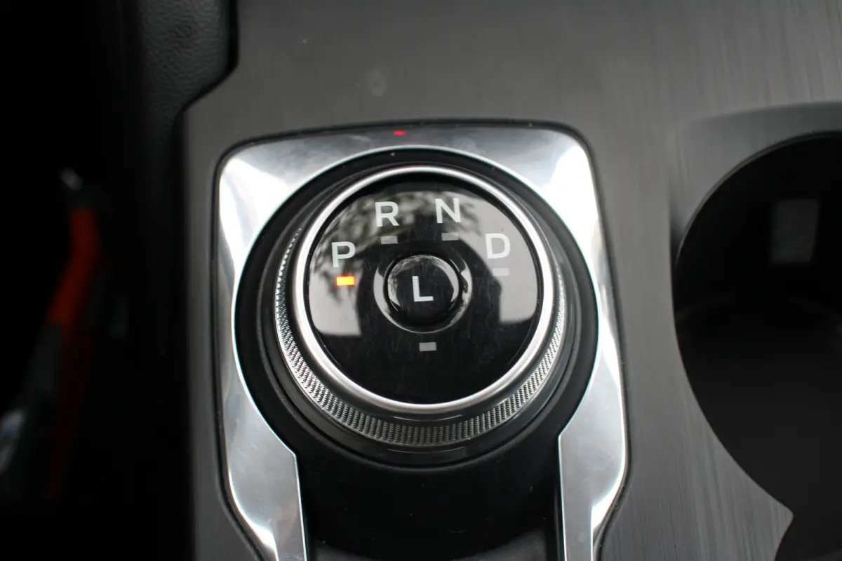 2.5 PHEV Titanium | NL-AUTO! | 1E EIGENAAR! | CAMERA | WINTERPACK | CRUISE | LANE ASSIST | PARK SENS V+A | NAVI | CLIMA