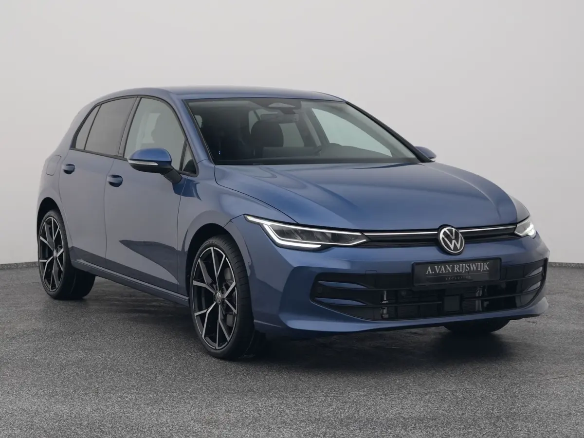1.5 eHybrid Life Edition | CAMERA | ADAPTIVE | STOEL- EN STUURVERW.