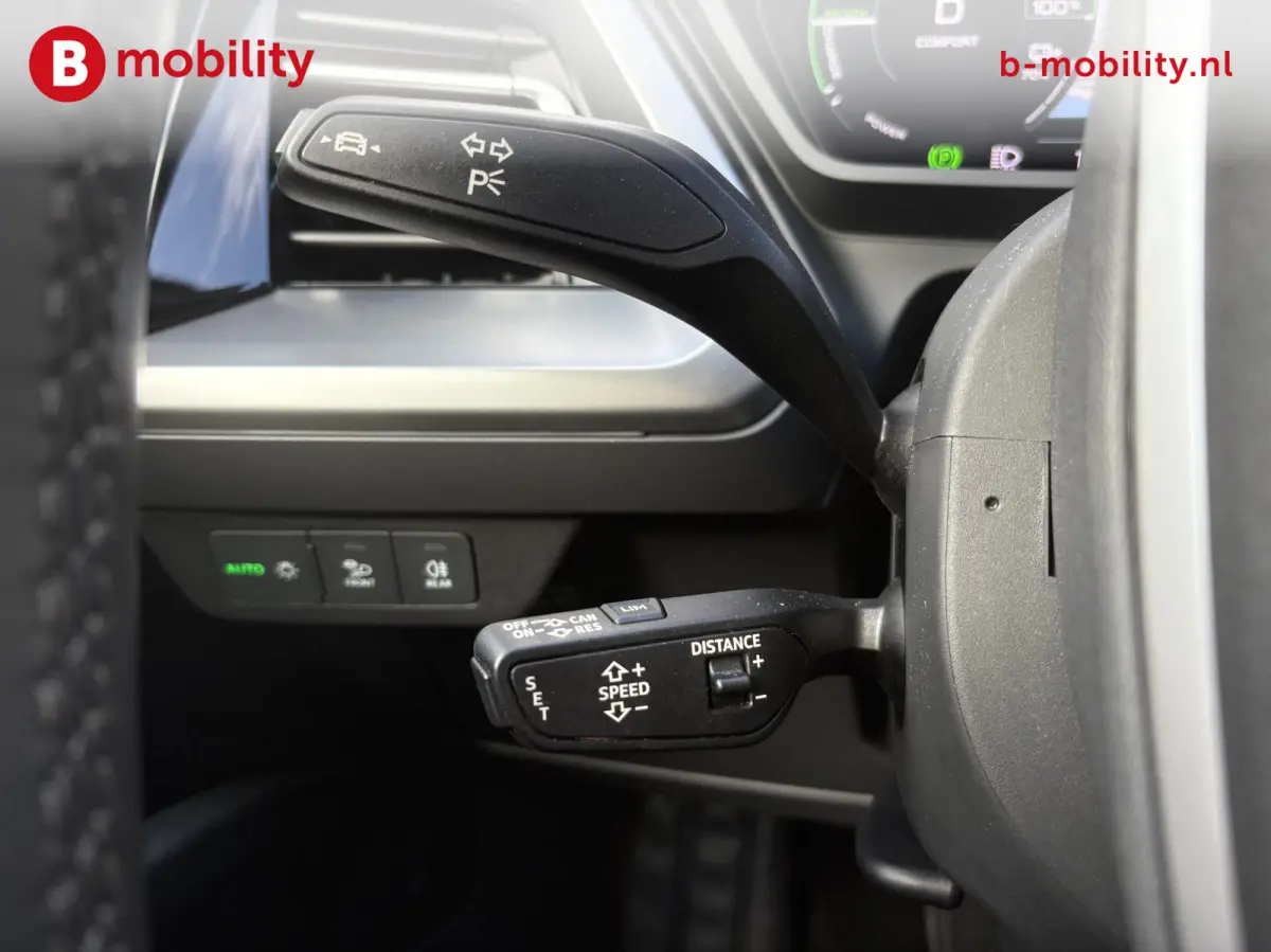 40 Launch edition Advanced 77 kWh Warmtepomp NL Auto! | Head-Up | Achteruitrijcamera | Adaptive Cruise Control | Apple CarPlay