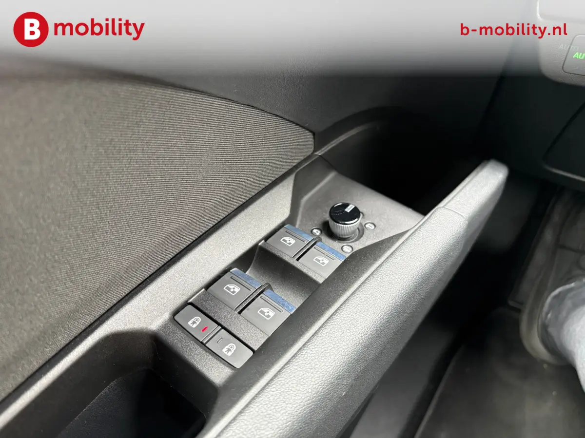 40 Launch edition Advanced 77 kWh Warmtepomp NL Auto! | Head-Up | Achteruitrijcamera | Adaptive Cruise Control | Apple CarPlay