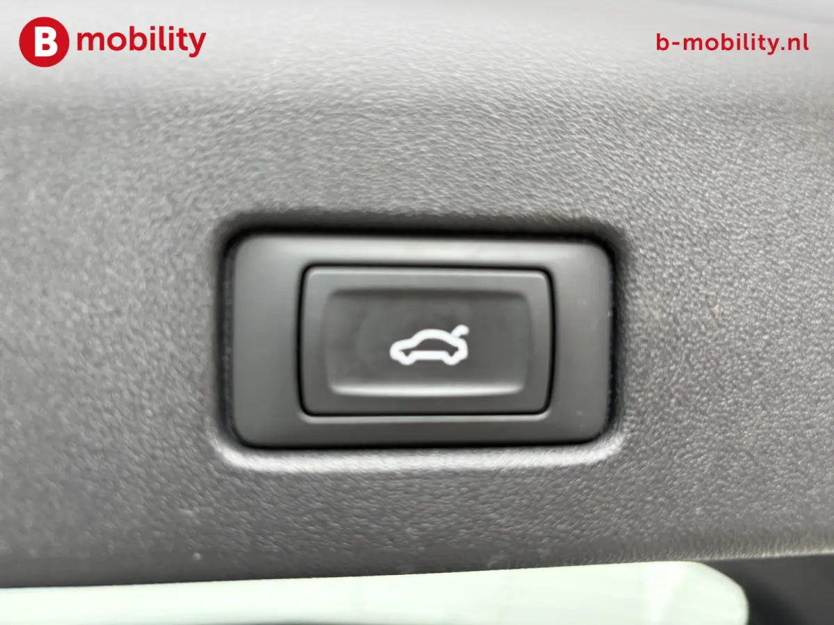 40 Launch edition Advanced 77 kWh Warmtepomp NL Auto! | Head-Up | Achteruitrijcamera | Adaptive Cruise Control | Apple CarPlay
