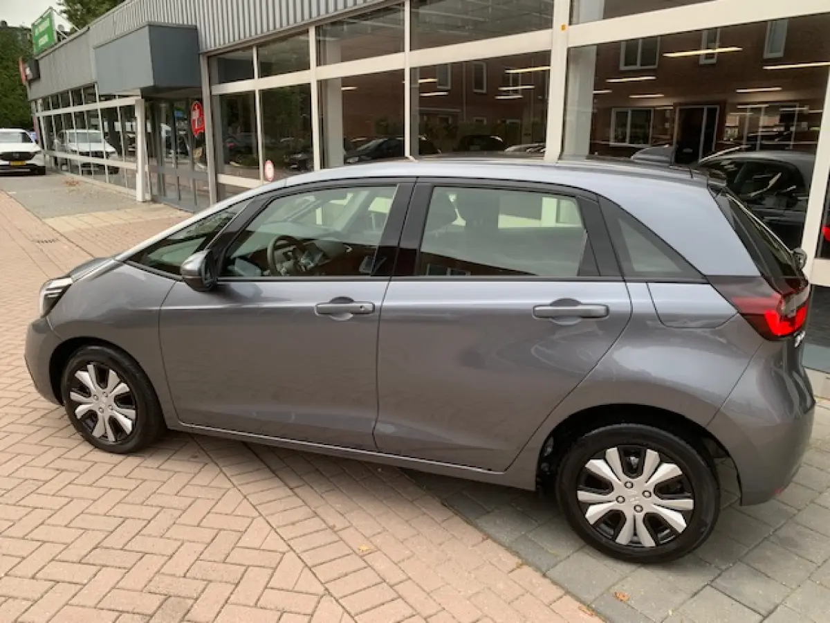 1.5 e:HEV Elegance, automaat, 6357 KM ! .