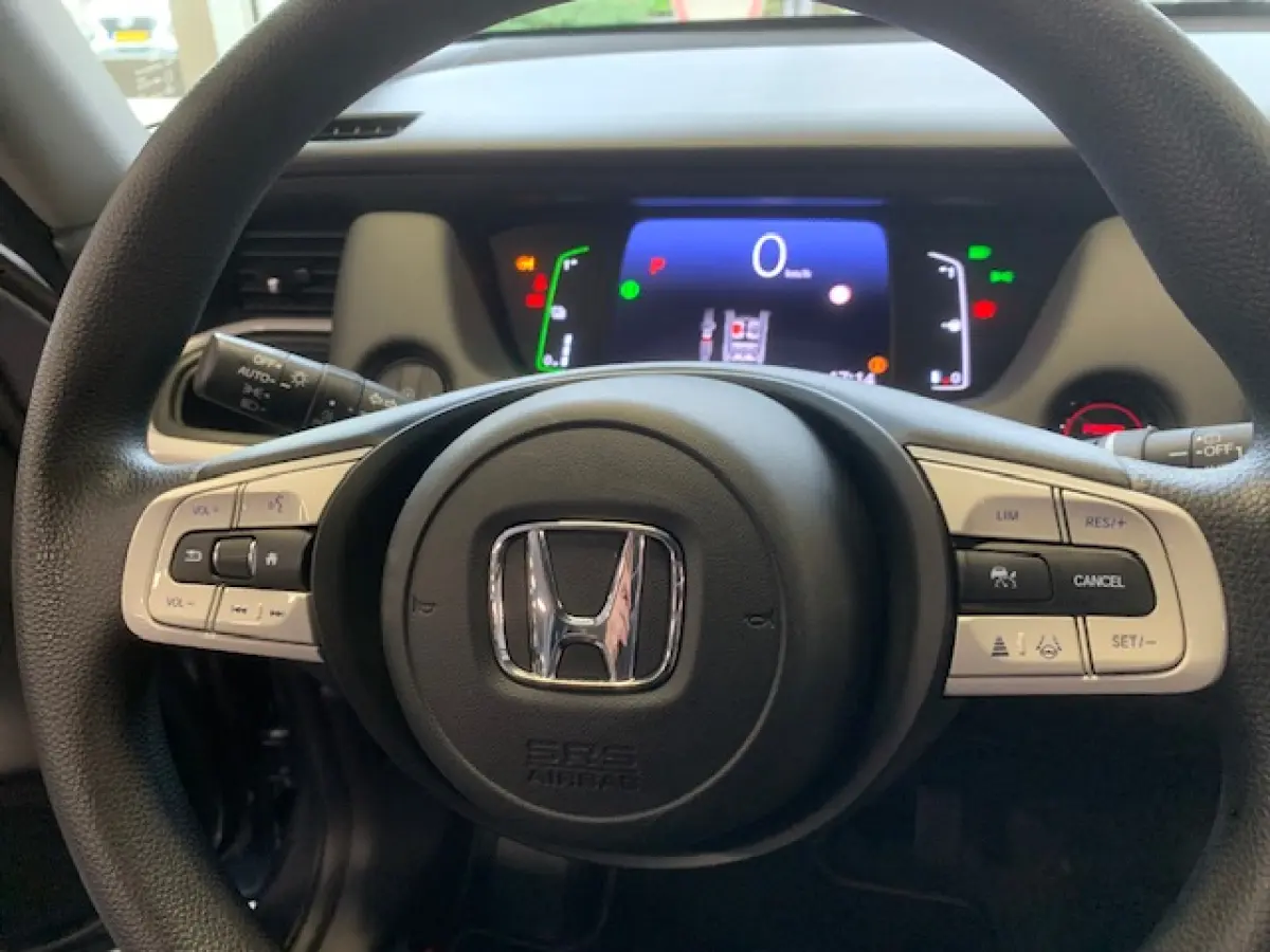 1.5 e:HEV Elegance, automaat, 6357 KM ! .