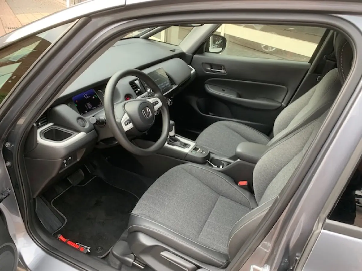 1.5 e:HEV Elegance, automaat, 6357 KM ! .