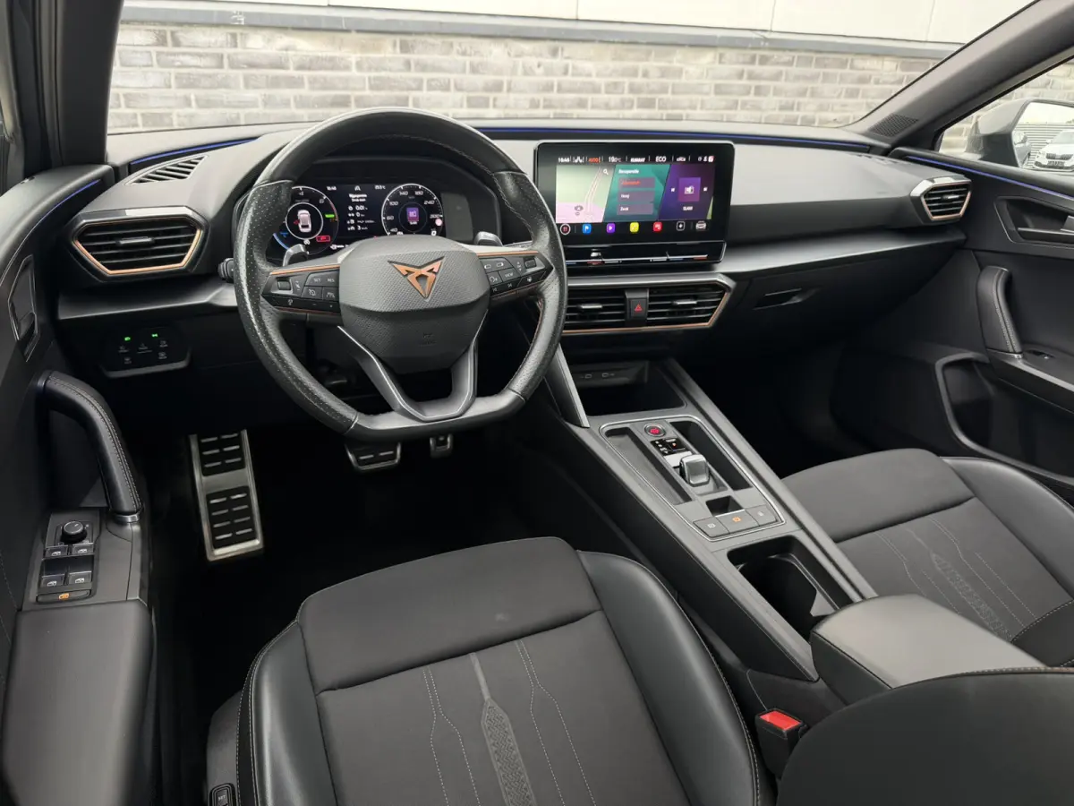 1.4 e-Hybrid VZ 245PK | Sfeerverlichting | Camera | Carplay | LED |