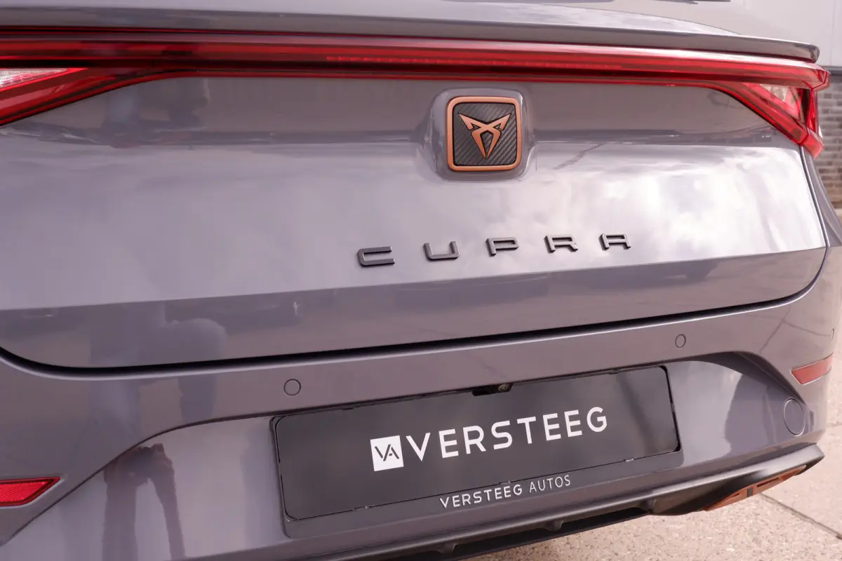 1.4 e-Hybrid VZ 245PK | Sfeerverlichting | Camera | Carplay | LED |