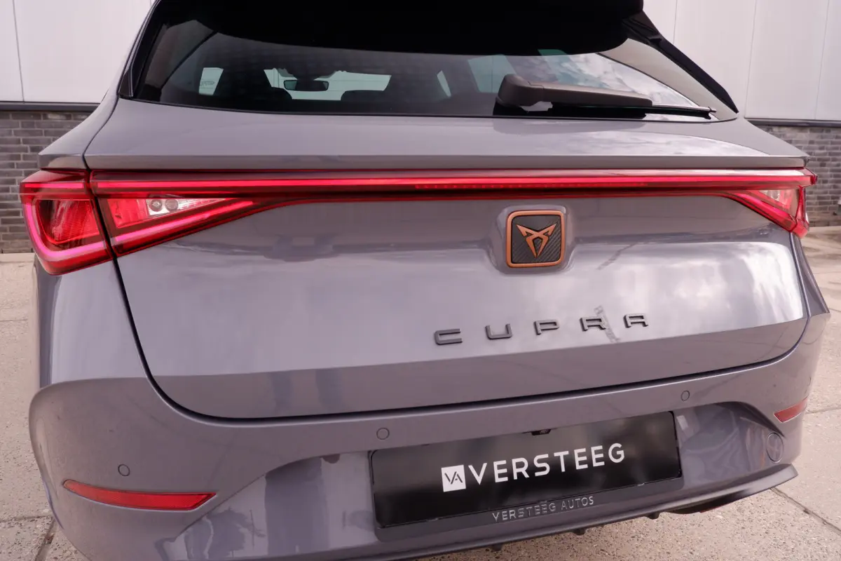 1.4 e-Hybrid VZ 245PK | Sfeerverlichting | Camera | Carplay | LED |