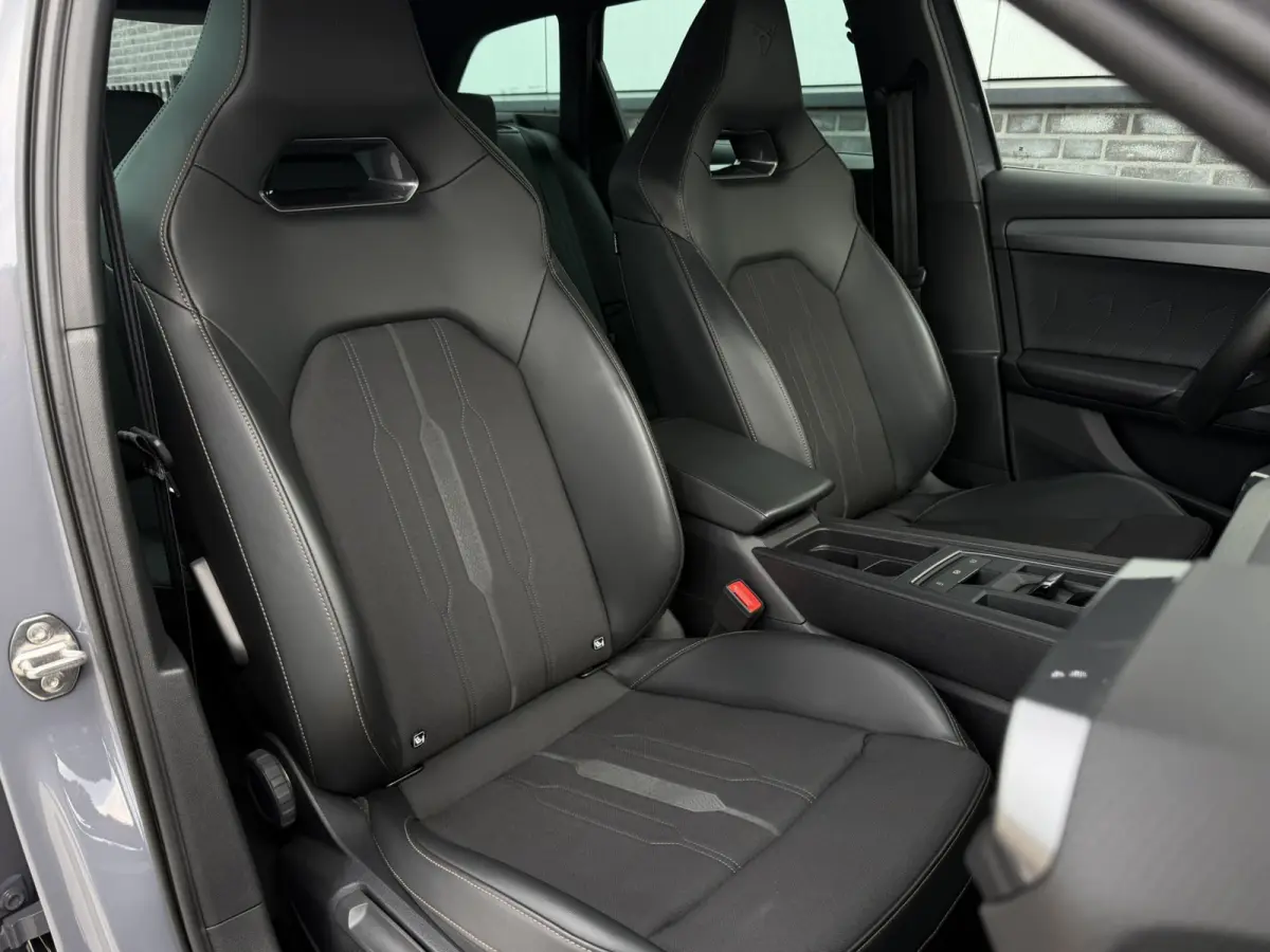 1.4 e-Hybrid VZ 245PK | Sfeerverlichting | Camera | Carplay | LED |