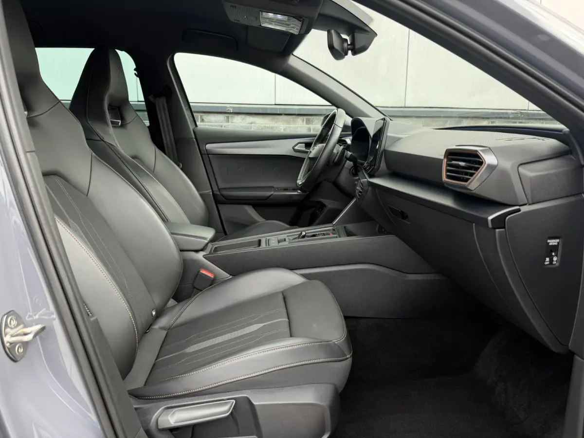 1.4 e-Hybrid VZ 245PK | Sfeerverlichting | Camera | Carplay | LED |
