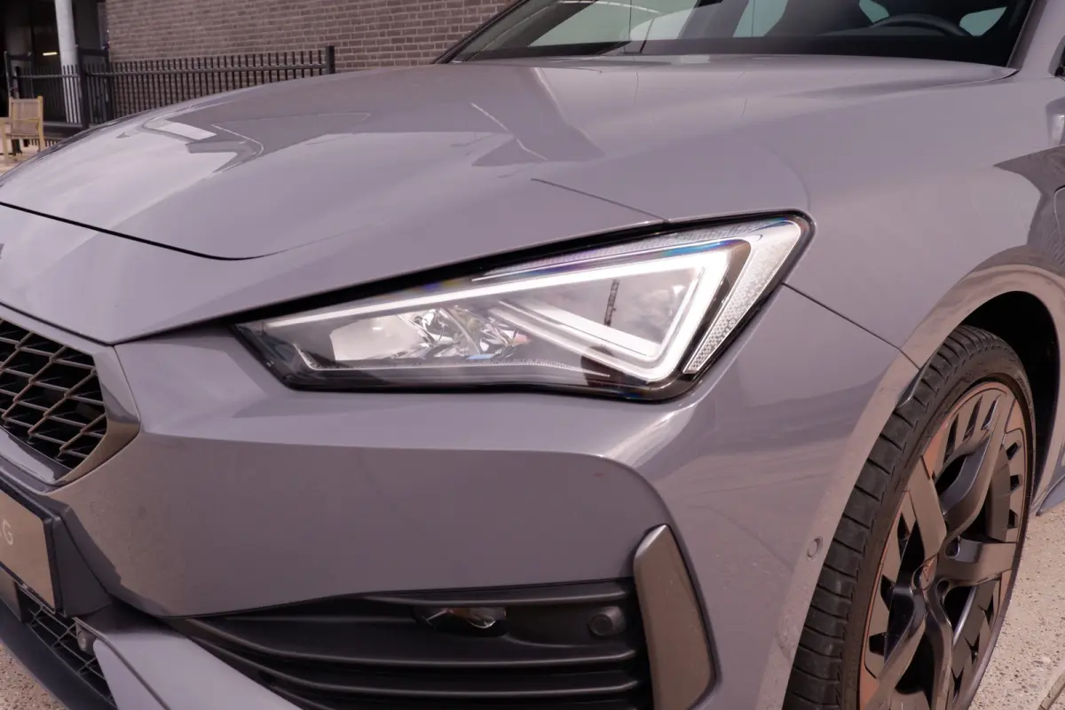 1.4 e-Hybrid VZ 245PK | Sfeerverlichting | Camera | Carplay | LED |