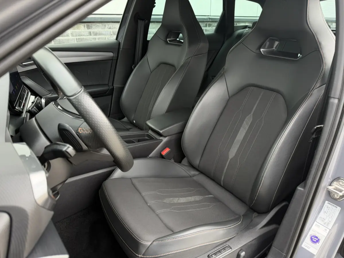 1.4 e-Hybrid VZ 245PK | Sfeerverlichting | Camera | Carplay | LED |