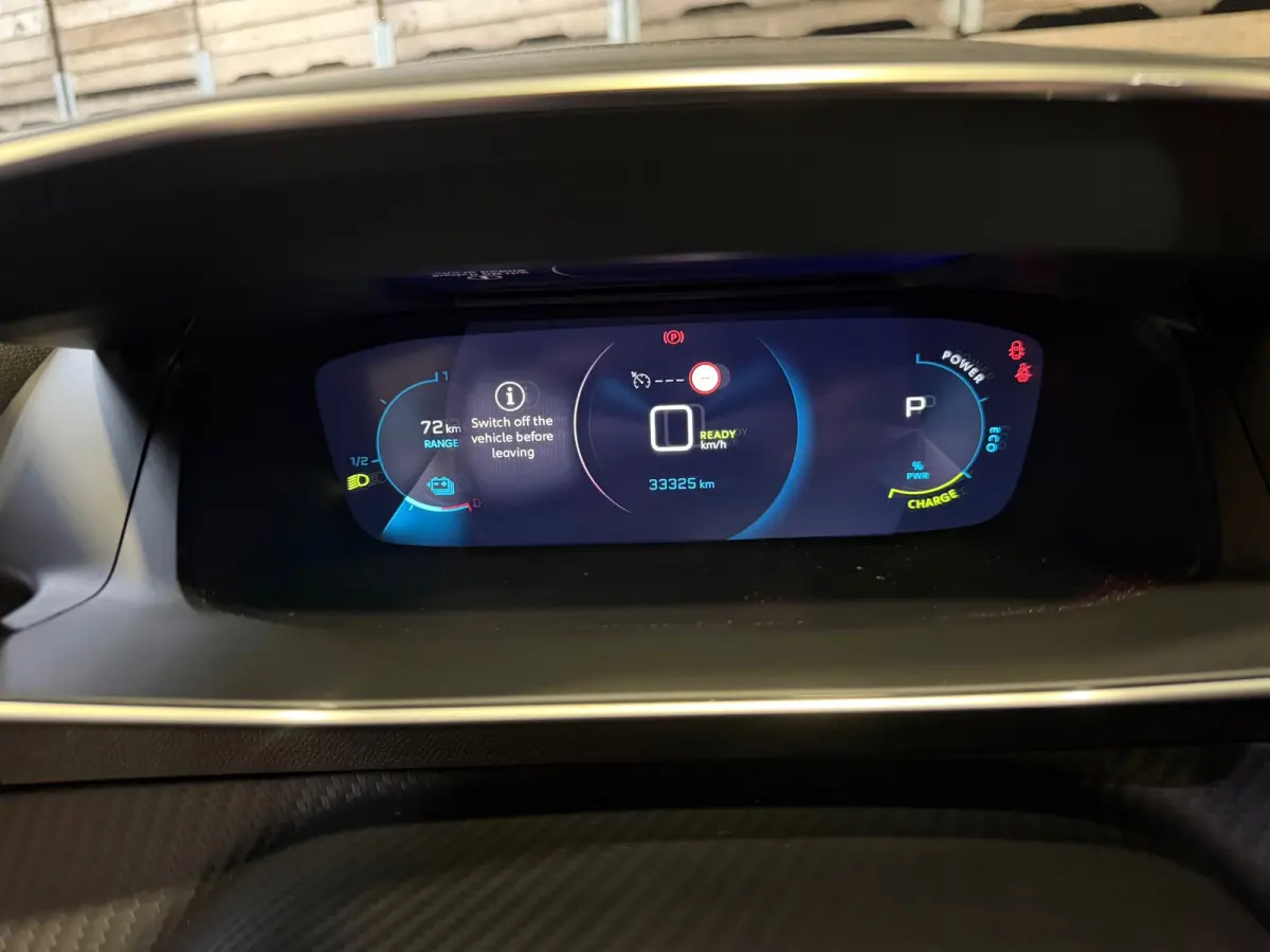 EV GT 350 50 kWh 17"LM, Panorama, Camera, Cruise Control, Led dagrijverlichting