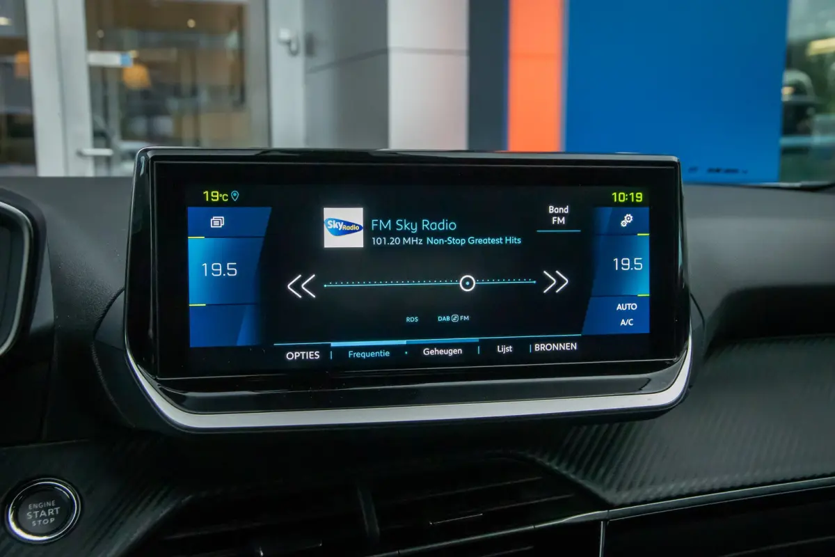 EV Allure 50 kWh | Cruise control | Parkeersensor achter | Lane Asist | Apple Carplay/Android Auto | | Apple Carplay/Android Auto|telefoonintegratie premium | Cruise control | Parkeersensor 