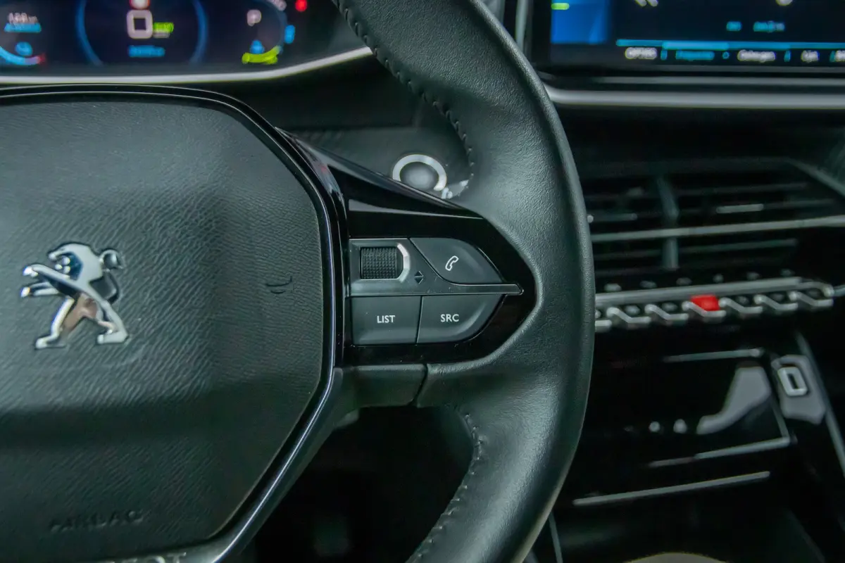 EV Allure 50 kWh | Cruise control | Parkeersensor achter | Lane Asist | Apple Carplay/Android Auto | | Apple Carplay/Android Auto|telefoonintegratie premium | Cruise control | Parkeersensor 