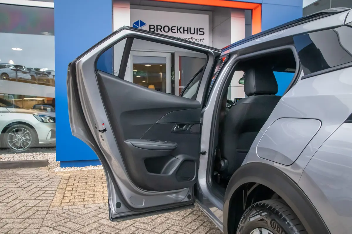 EV Allure 50 kWh | Cruise control | Parkeersensor achter | Lane Asist | Apple Carplay/Android Auto | | Apple Carplay/Android Auto|telefoonintegratie premium | Cruise control | Parkeersensor 