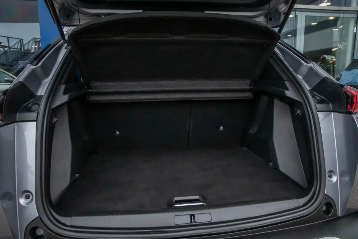 EV Allure 50 kWh | Cruise control | Parkeersensor achter | Lane Asist | Apple Carplay/Android Auto | | Apple Carplay/Android Auto|telefoonintegratie premium | Cruise control | Parkeersensor 