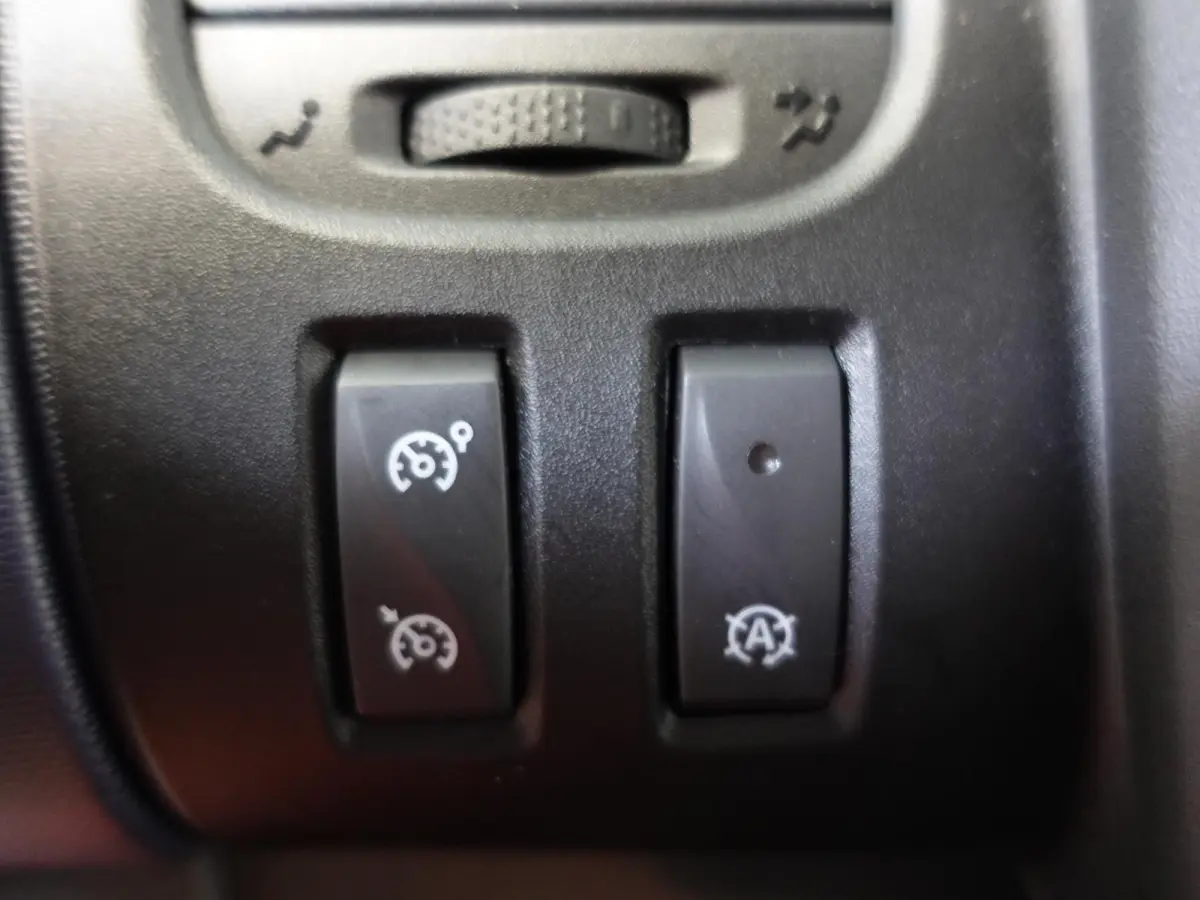 1.6 CDTI L1H1 9persoons PERSONENBUS Opel Vivaro Combi 1.6 CDTI L1H1 9-PERSOONS Personenbus Incl. BTW/Bpm Airco Bluetooth