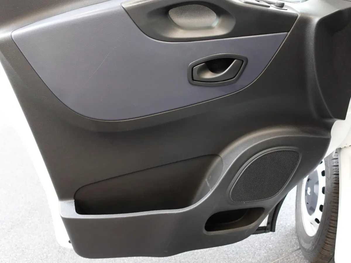 1.6 CDTI L1H1 9persoons PERSONENBUS Opel Vivaro Combi 1.6 CDTI L1H1 9-PERSOONS Personenbus Incl. BTW/Bpm Airco Bluetooth