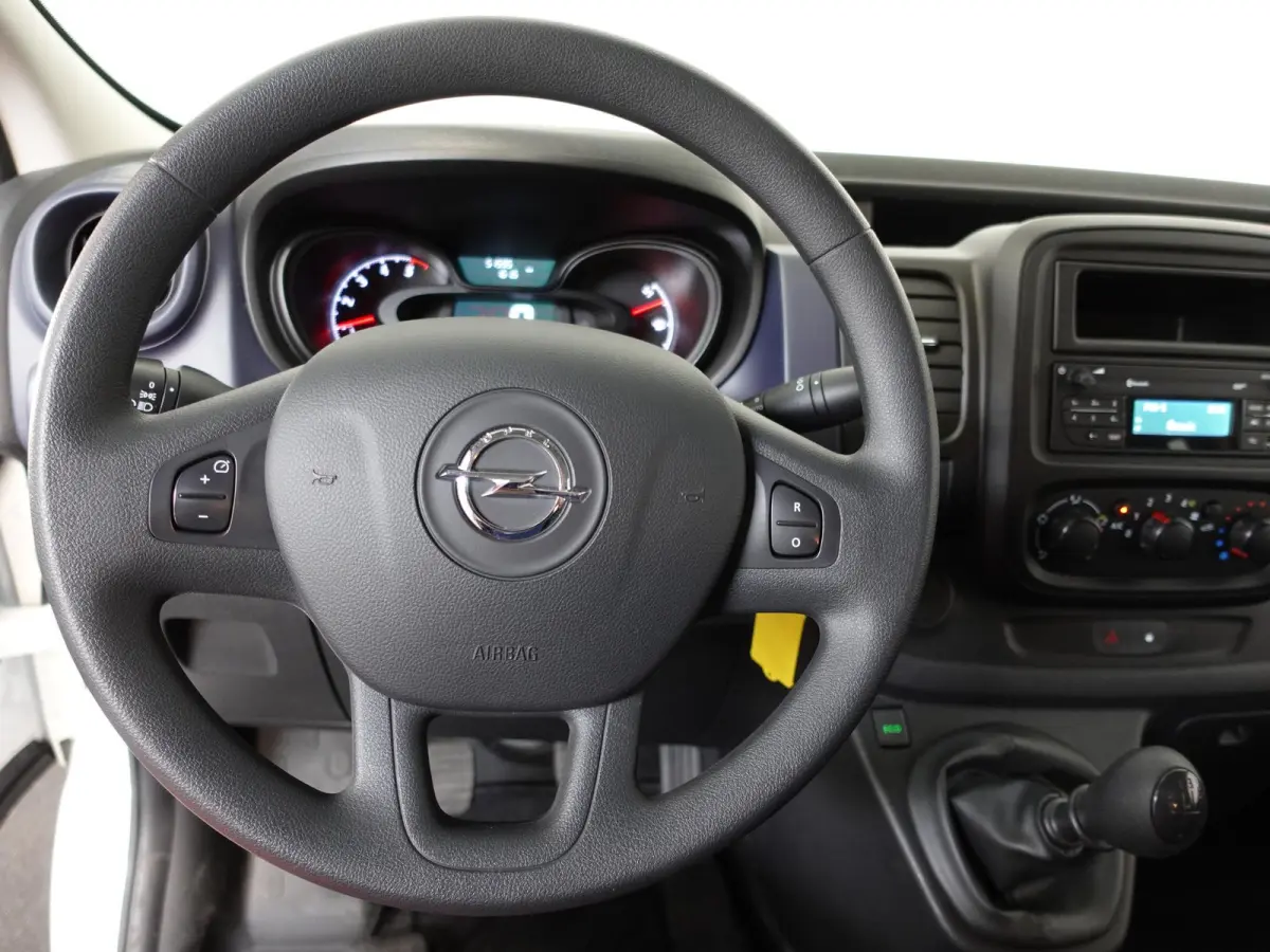 1.6 CDTI L1H1 9persoons PERSONENBUS Opel Vivaro Combi 1.6 CDTI L1H1 9-PERSOONS Personenbus Incl. BTW/Bpm Airco Bluetooth