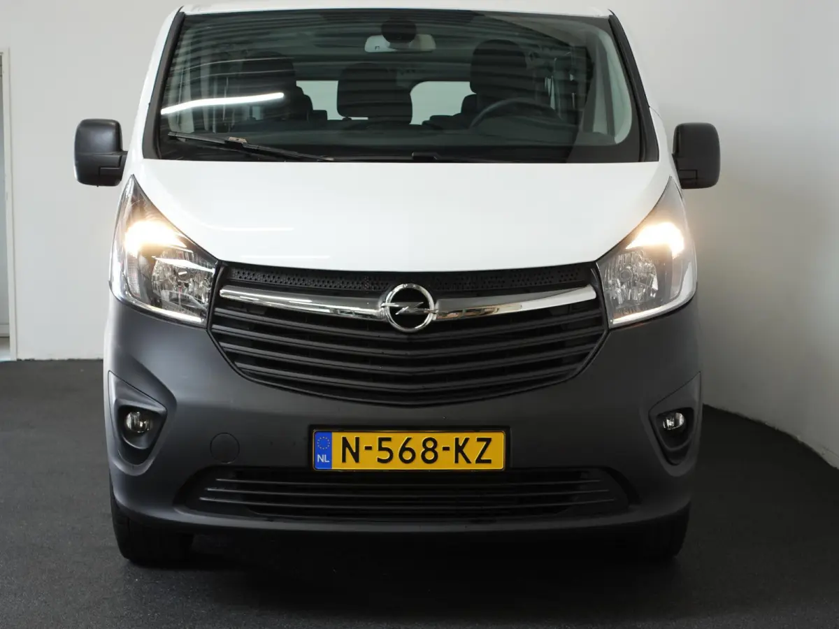 1.6 CDTI L1H1 9persoons PERSONENBUS Opel Vivaro Combi 1.6 CDTI L1H1 9-PERSOONS Personenbus Incl. BTW/Bpm Airco Bluetooth
