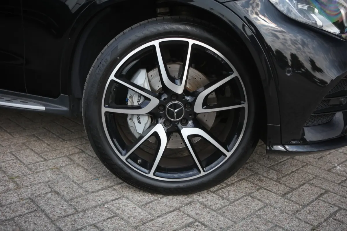 AMG 43 4MATIC | Pano | Memory | Carbon |