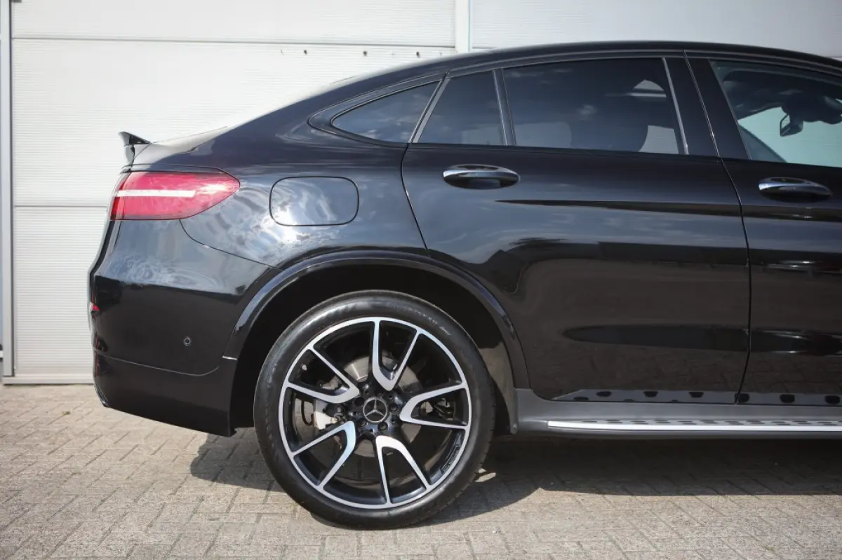AMG 43 4MATIC | Pano | Memory | Carbon |