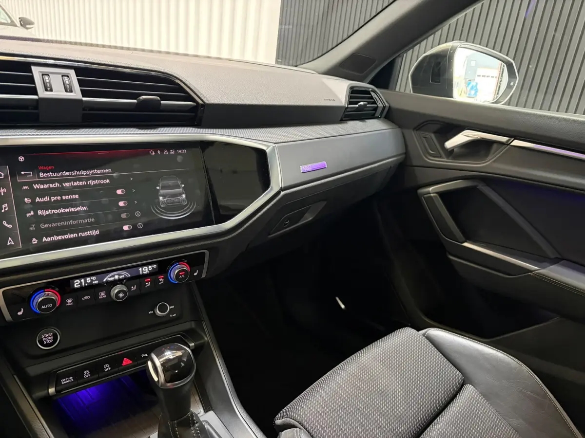 35 TFSI S Edition 3X S-LINE PANO/CAM/KEYLESS