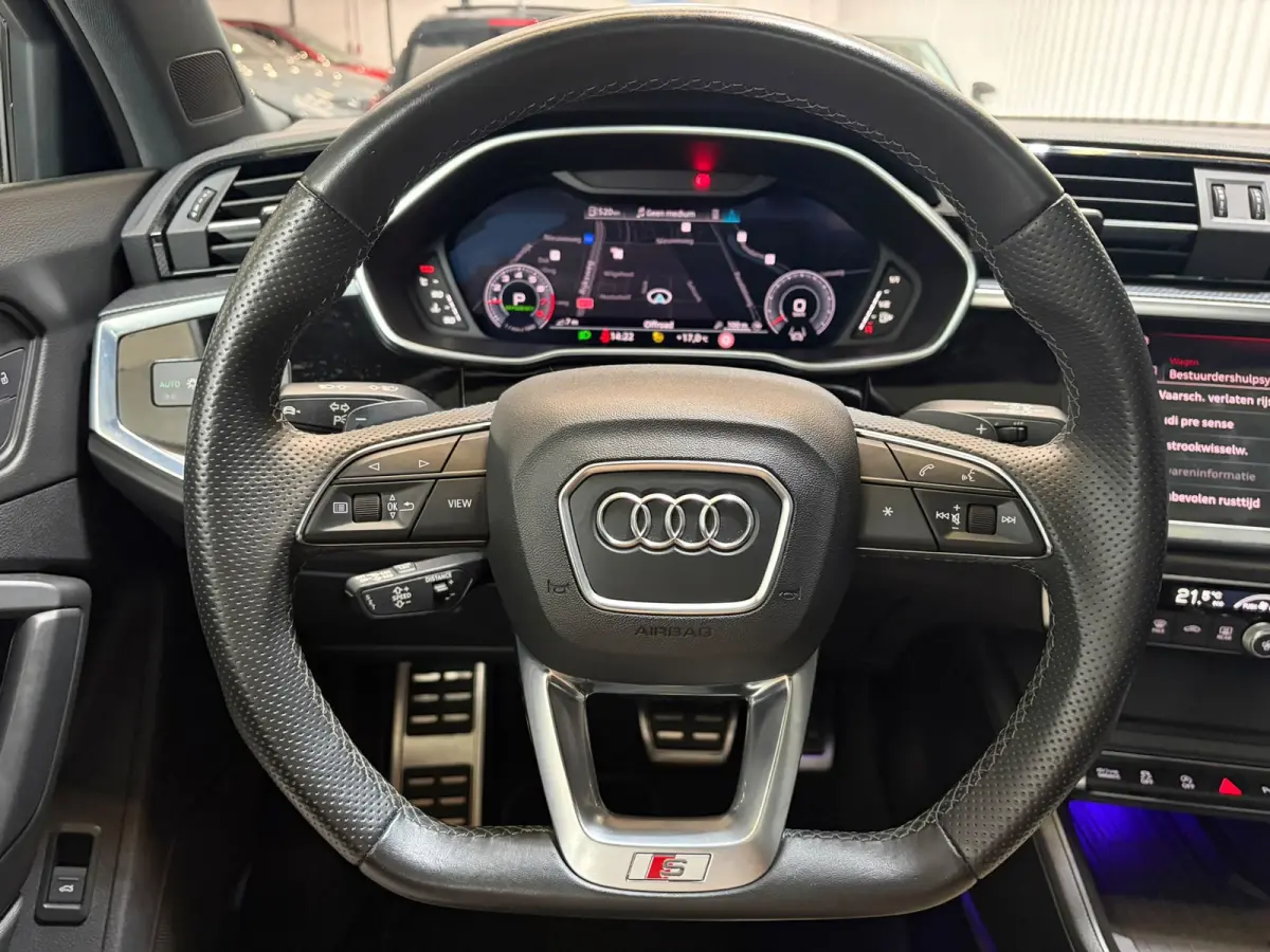 35 TFSI S Edition 3X S-LINE PANO/CAM/KEYLESS