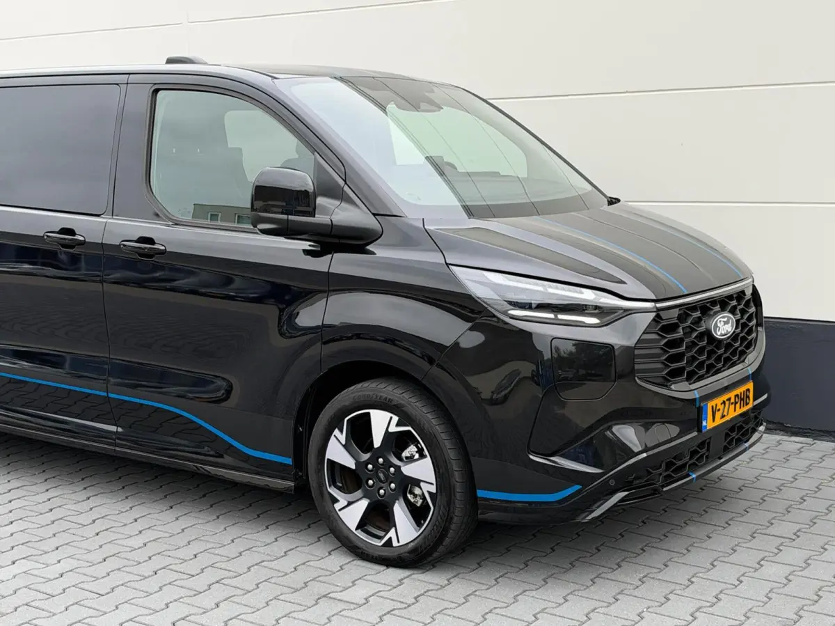 320 2.5 PHEV L2H1 DC Sport | Full LED | Assist pakket | Winterpakket | Trekhaak
