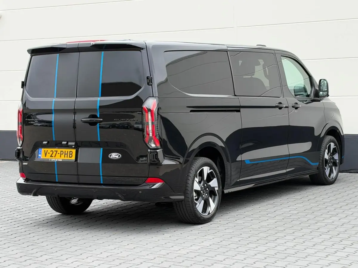 320 2.5 PHEV L2H1 DC Sport | Full LED | Assist pakket | Winterpakket | Trekhaak