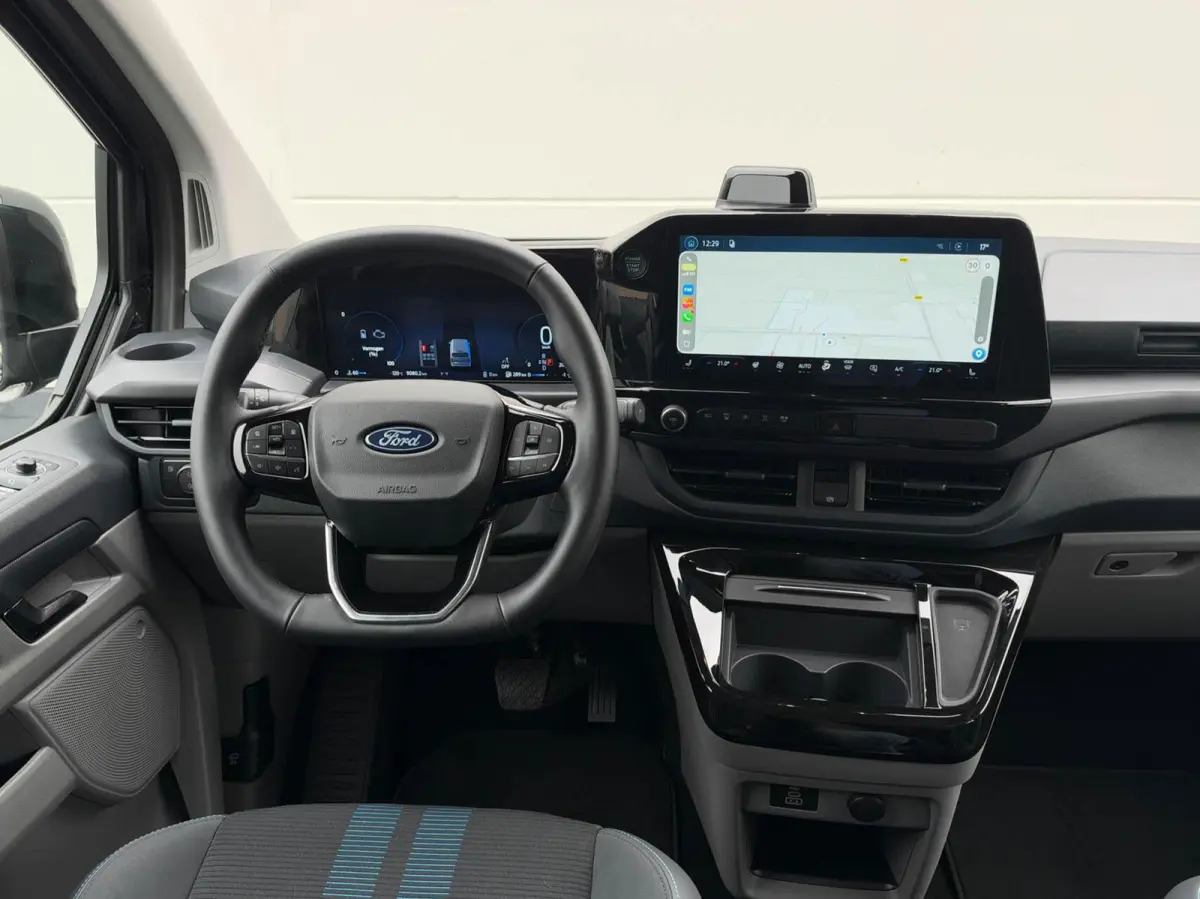 320 2.5 PHEV L2H1 DC Sport | Full LED | Assist pakket | Winterpakket | Trekhaak