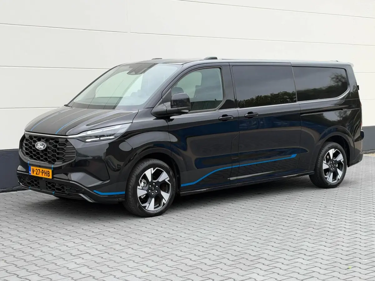 320 2.5 PHEV L2H1 DC Sport | Full LED | Assist pakket | Winterpakket | Trekhaak