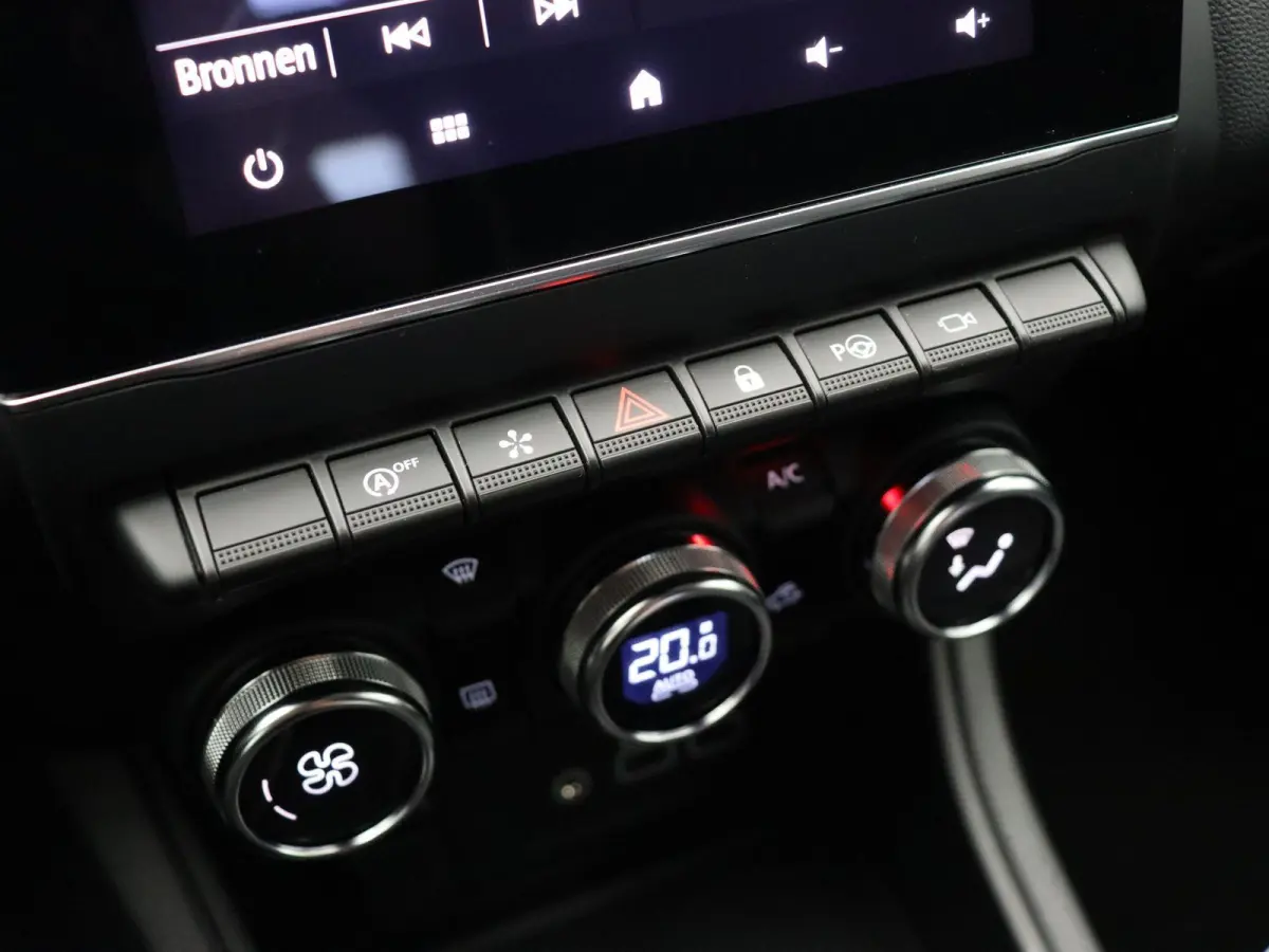 TCe 90pk techno | Dealer onderhouden | 360 Camera | Climate control | 18" Lichtmetaal | BOSE audio |