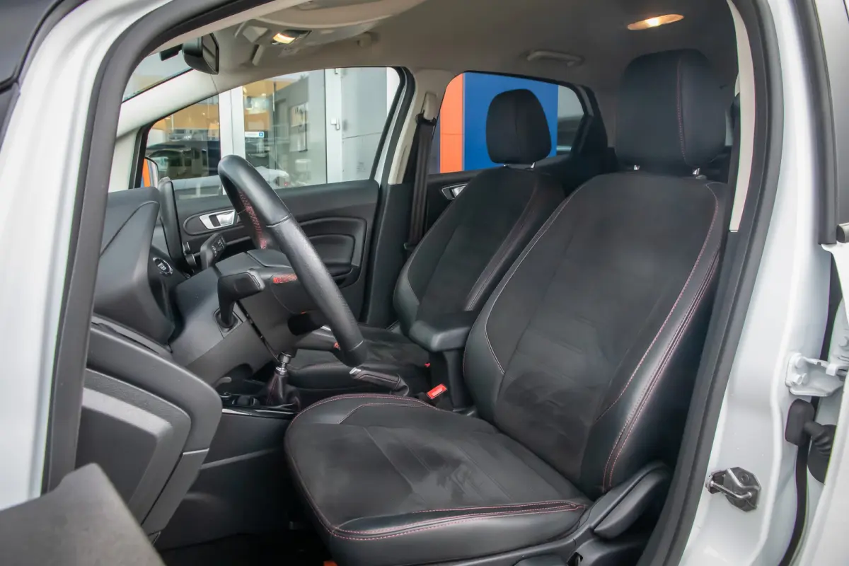 1.0 EcoBoost ST-Line Black | Cruise Control | Airco Automatisch Apple Carplay/Android Auto | | Apple Carplay/Android Auto|telefoonintegratie premium | Cruise control | Parkeersensor achter
